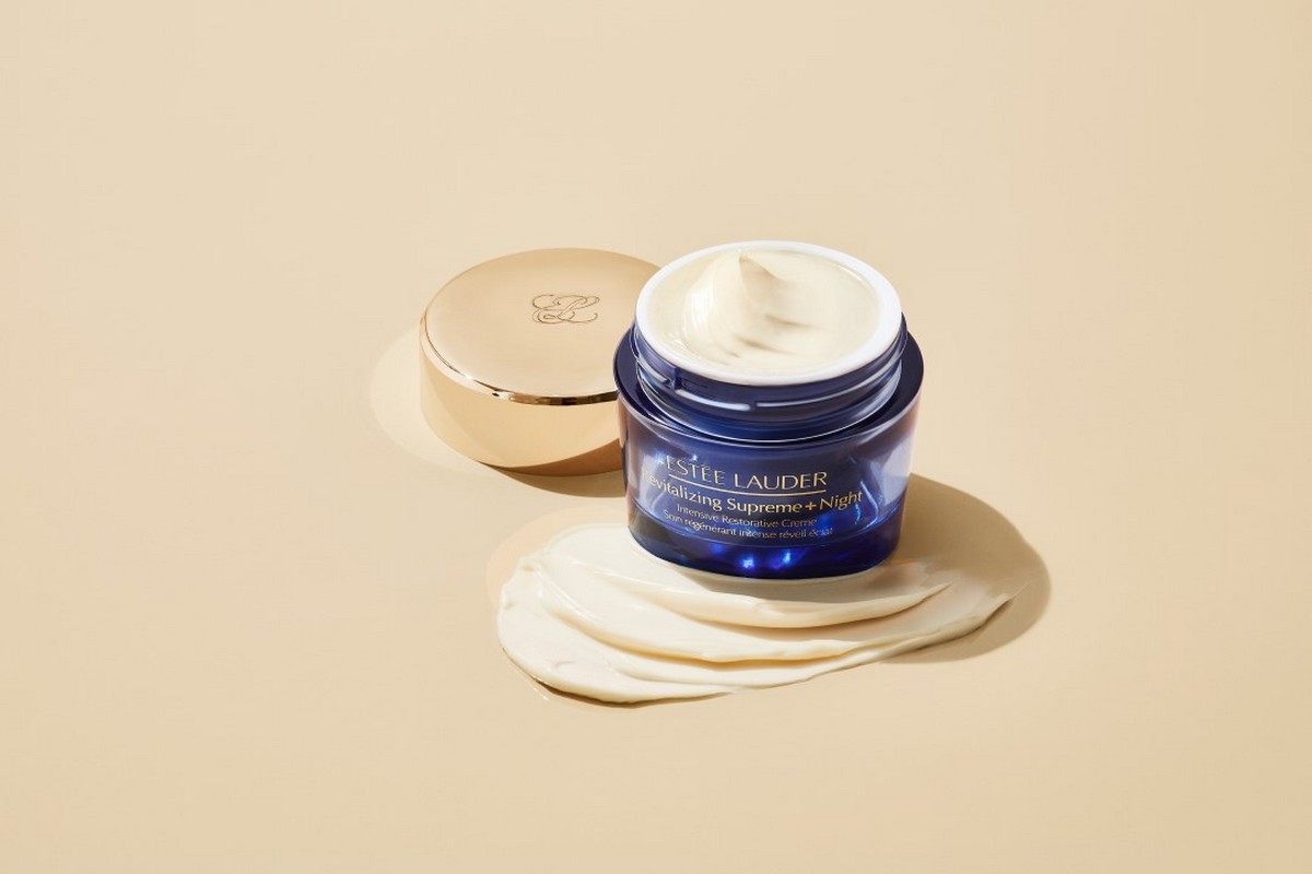 Revitalizing Supreme+ Night Intensive Restorative Creme 50ml Estée Lauder 5