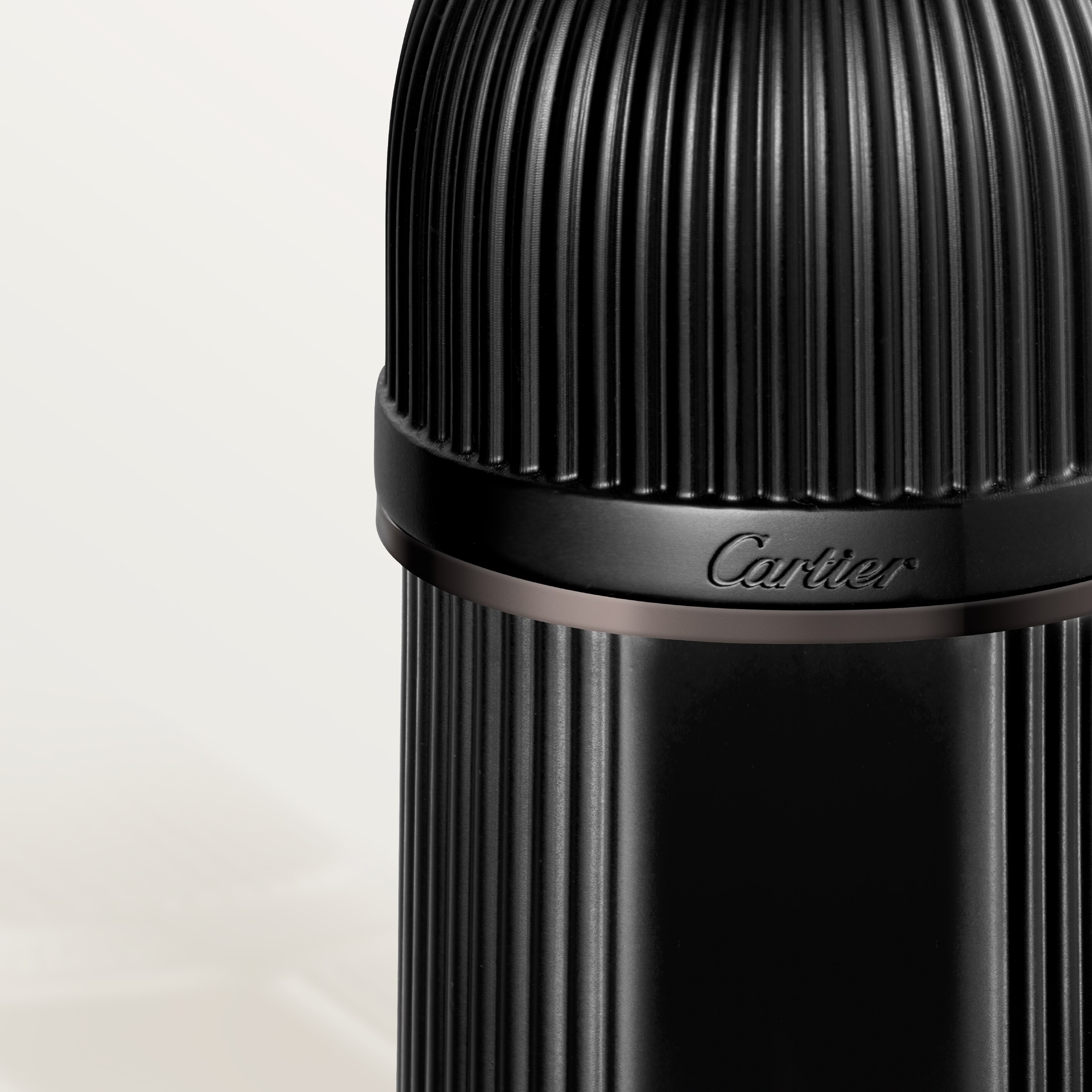 Pasha de Cartier Noir Absolu Eau de Parfum 3