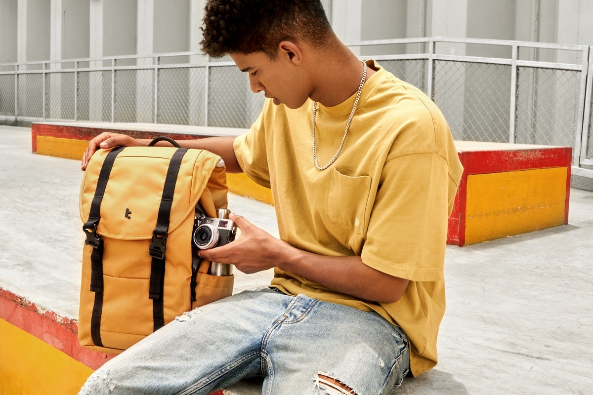 Mochila Vint Pack TomToc TA1M1Y1 para Macbook 15,6" - Amarelo Amarelo-2