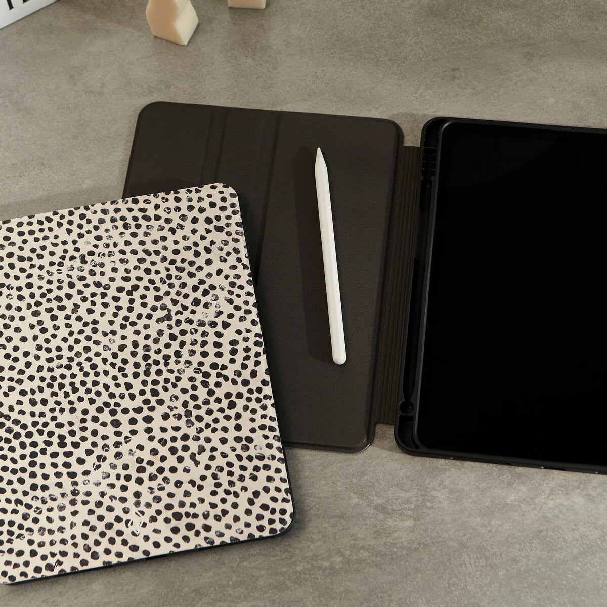 Capa Burga para iPad Pro 11 (5ª Geração) - Almond Latte 10