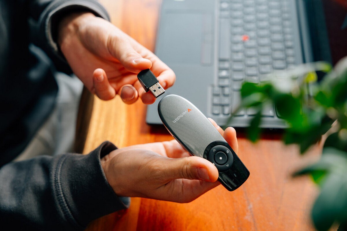 Apresentador Verbatim Focus Wireless Presenter with Red Laser Pointer Preto / Cinzento-3