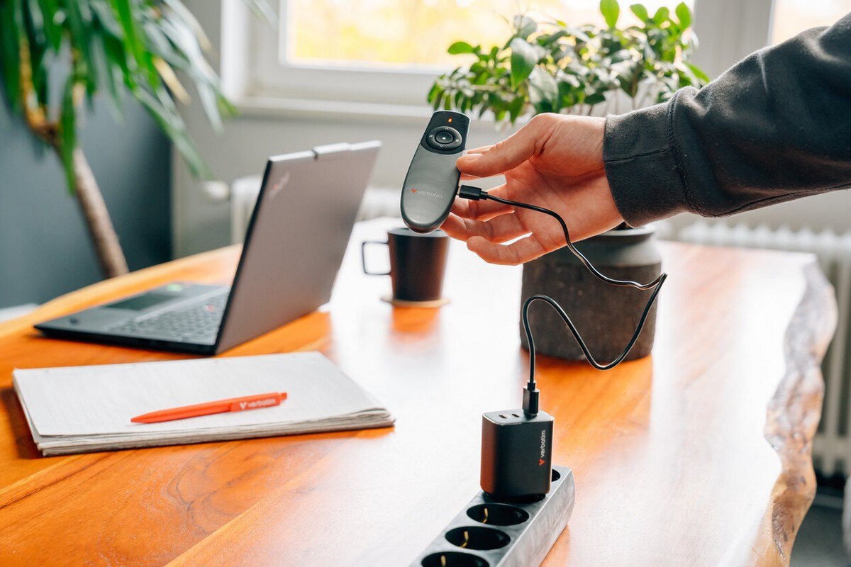 Apresentador Verbatim Focus Wireless Presenter with Red Laser Pointer Preto / Cinzento-4