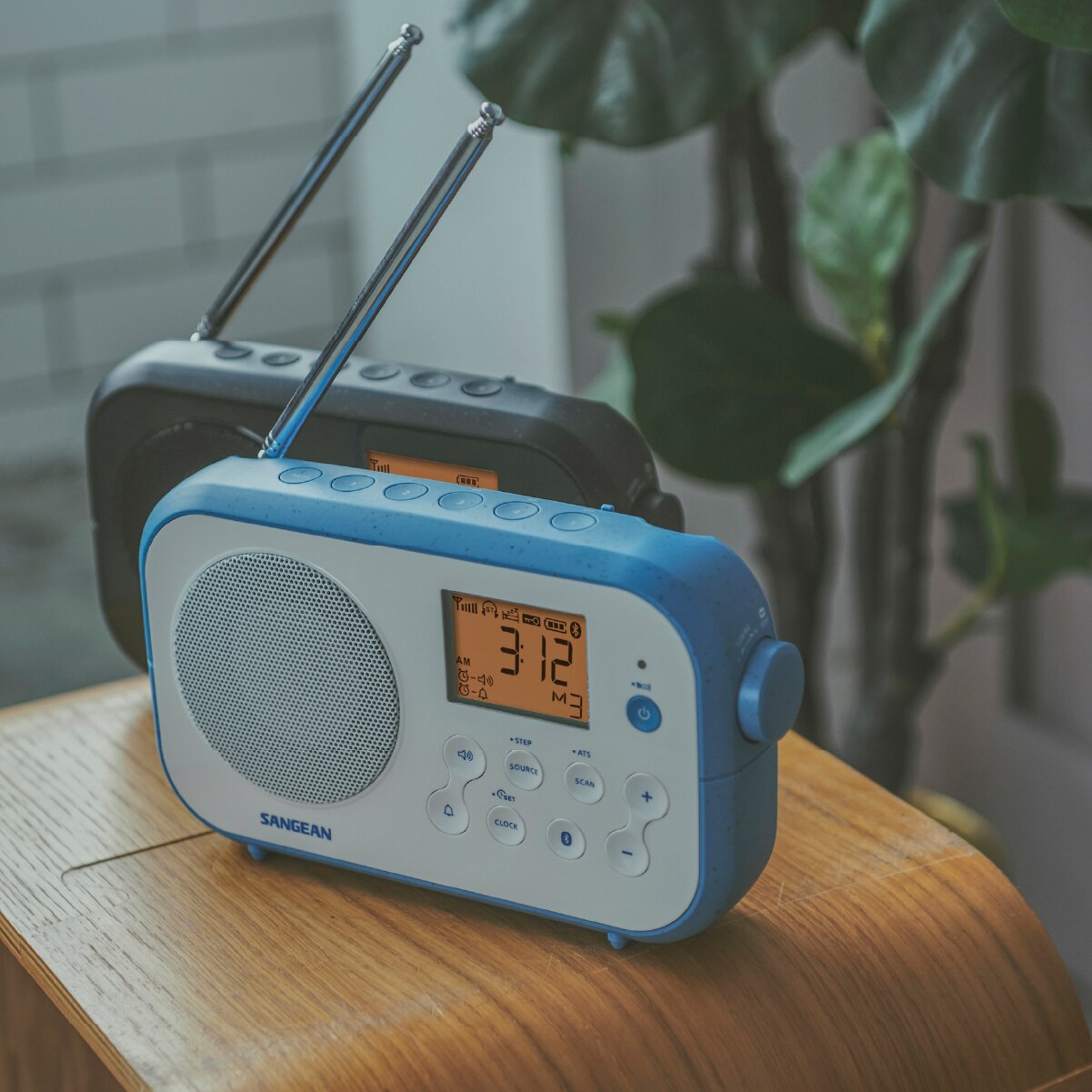 Rádio Digital Portátil Sangean PR-D12 AM, FM, Bluetooth - Branco e Azul Branco / Azul-6