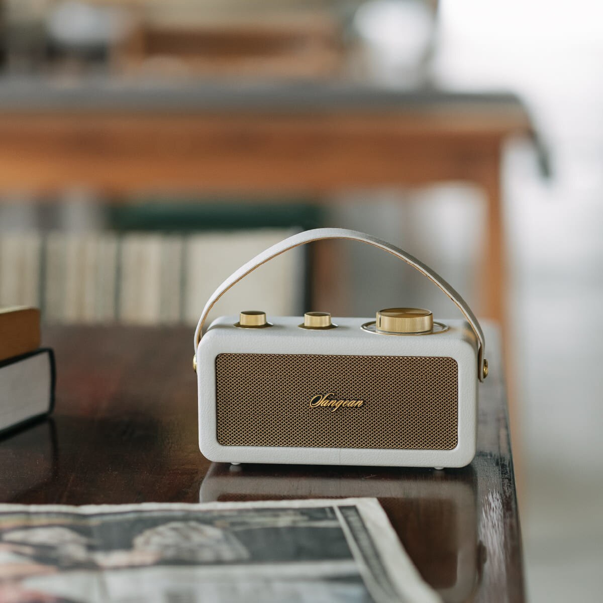 Rádio Portátil Sangean RA-101 com Caixa em Madeira, FM, Bluetooth, TWS, AUX. - Marfim e Dourado Marfim-8