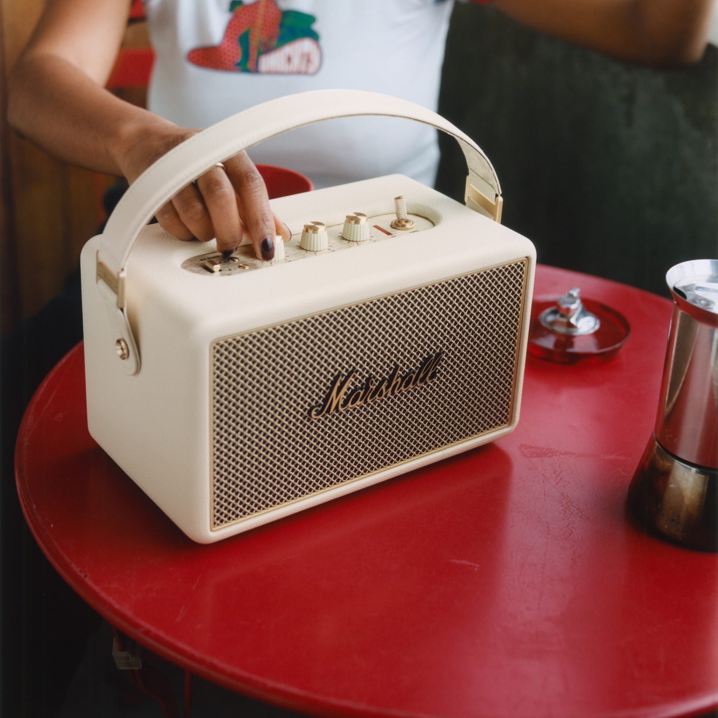 Coluna Portátil Marshall Bluetooth Kilburn III Cream Creme-5