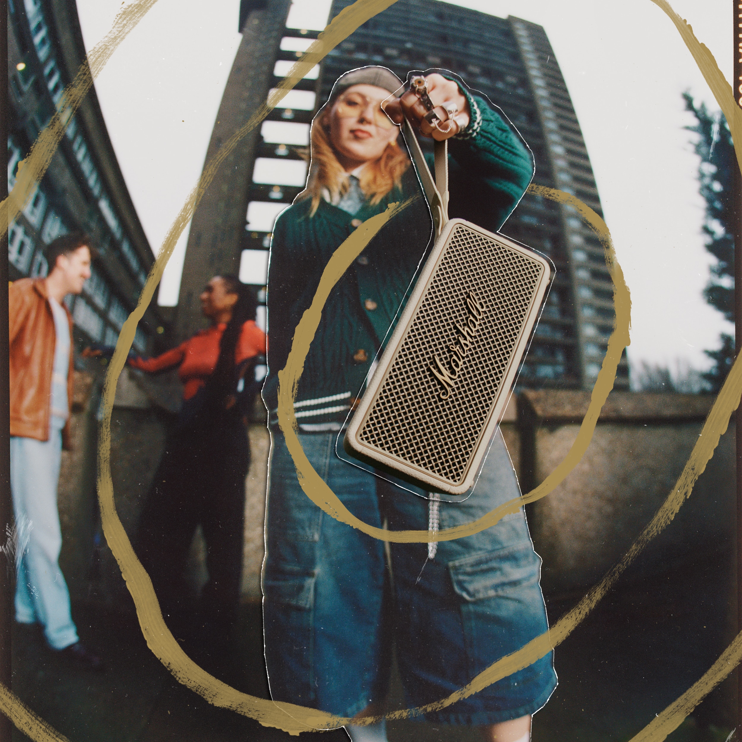 Coluna Portátil Marshall Bluetooth Middleton II Creme-2