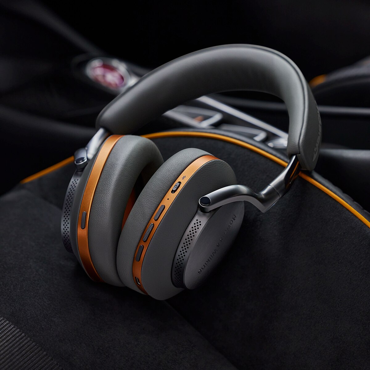 Auscultadores Bluetooth Bowers & Wilkins Px8 Mclaren Edition sem Fios com Cancelamento de Ruído Cinzento / Laranja-9