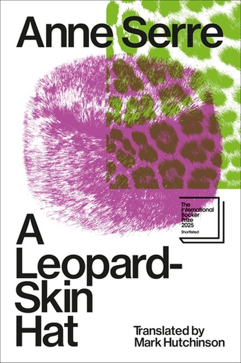 Imagem 0 de A leopard-skin hat