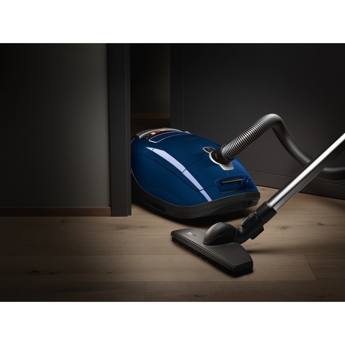 Recondicionado - Grade B - Aspirador C3 Complete Miele Parquet Power Line com filtro AirClean - Azul Marinho Azul-marinho-4