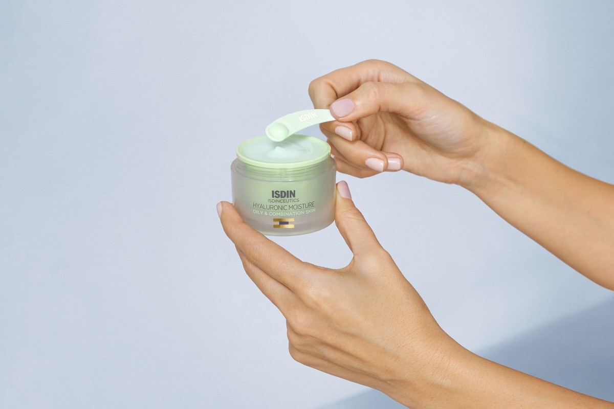 Creme Hidratante Hyaluronic Moisture Oily Isdinceutics - 50 g 2