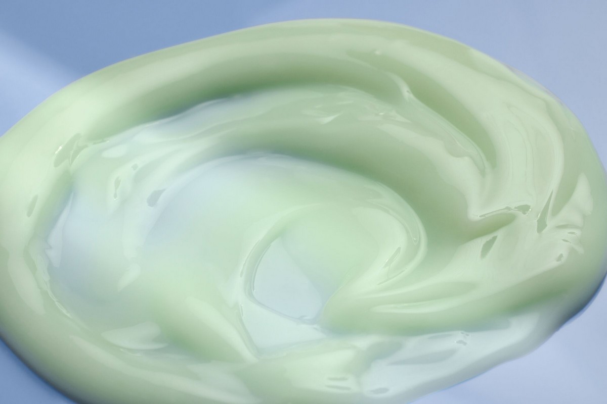 Refill Creme Hidratante Hyaluronic Moisture Oily Isdinceutics - 50 g 3