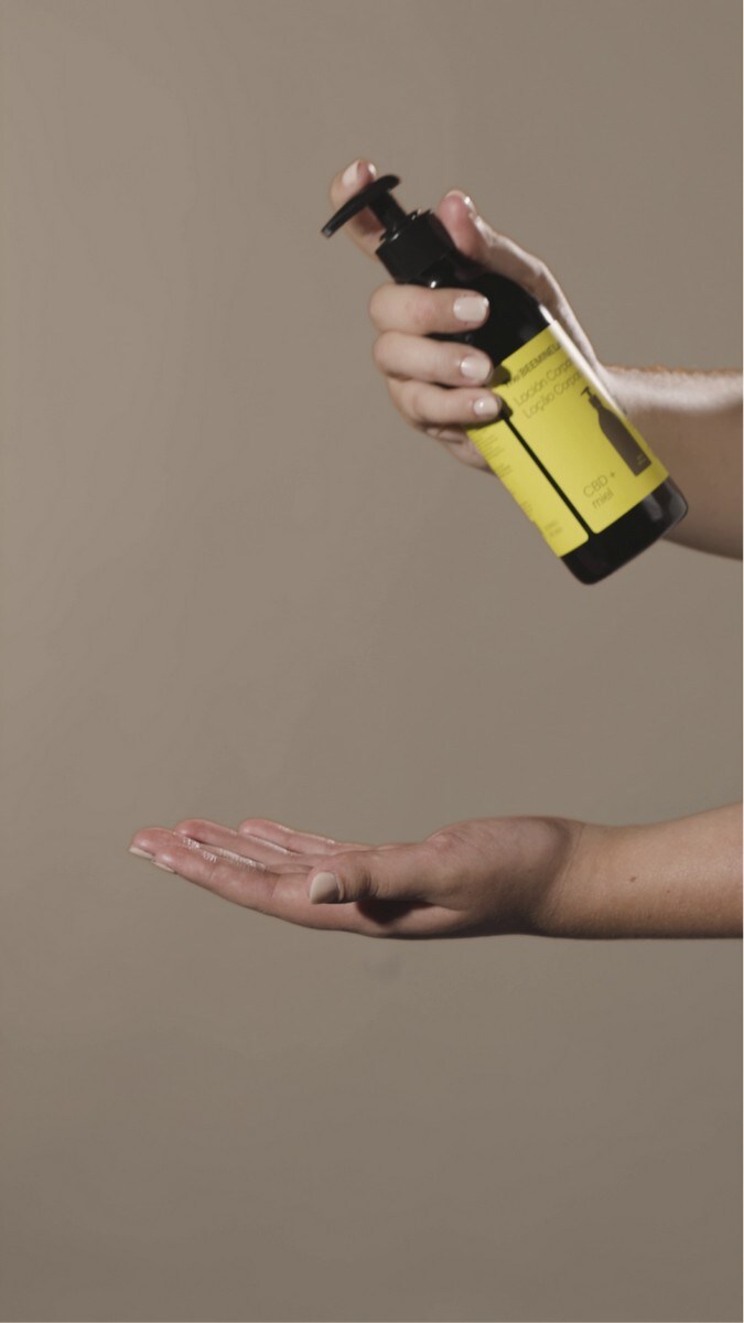 Loção Corporal Hidratante com Mel - 220 ml 2