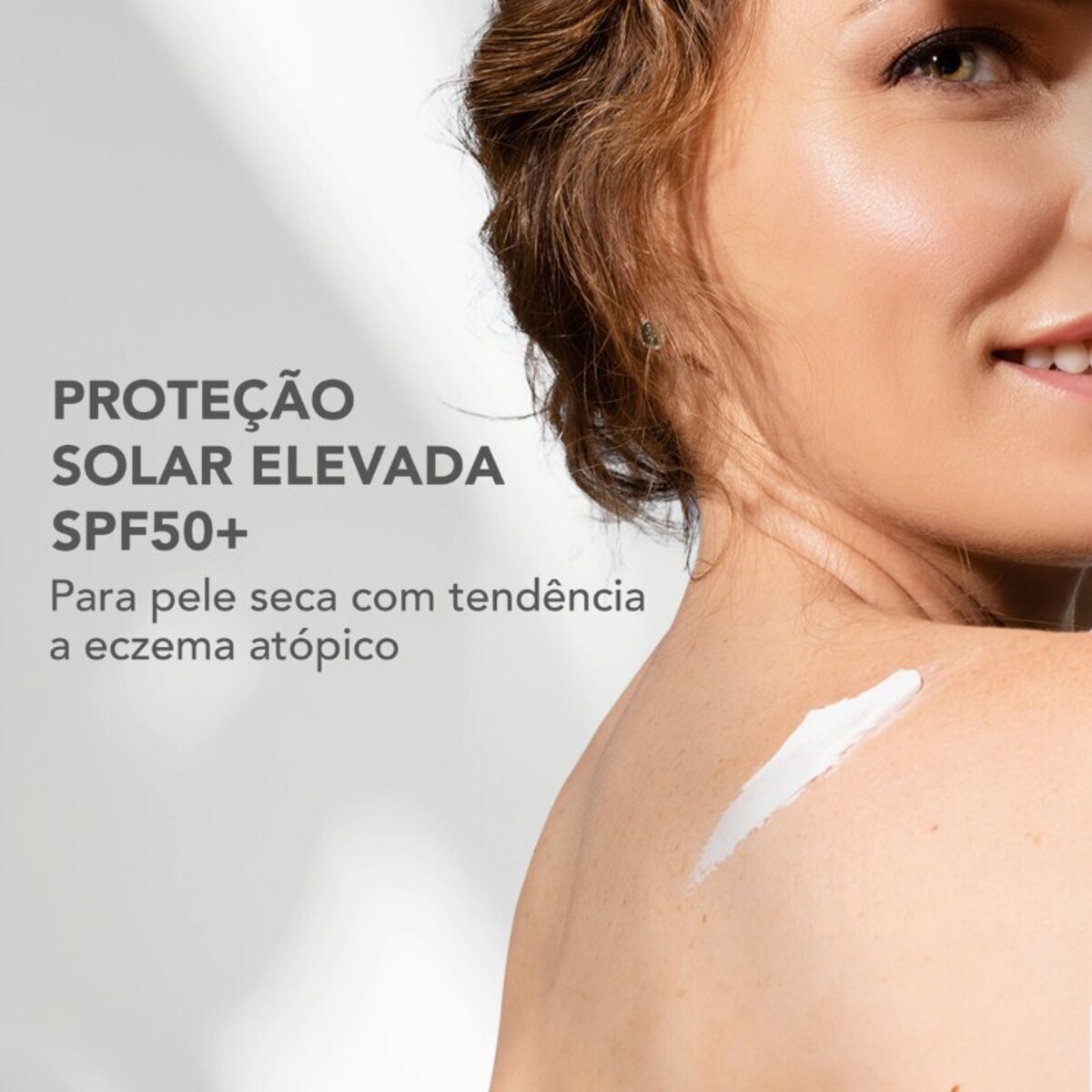 Protetor Solar Emoliente EXOMEGA SPF50+ 4