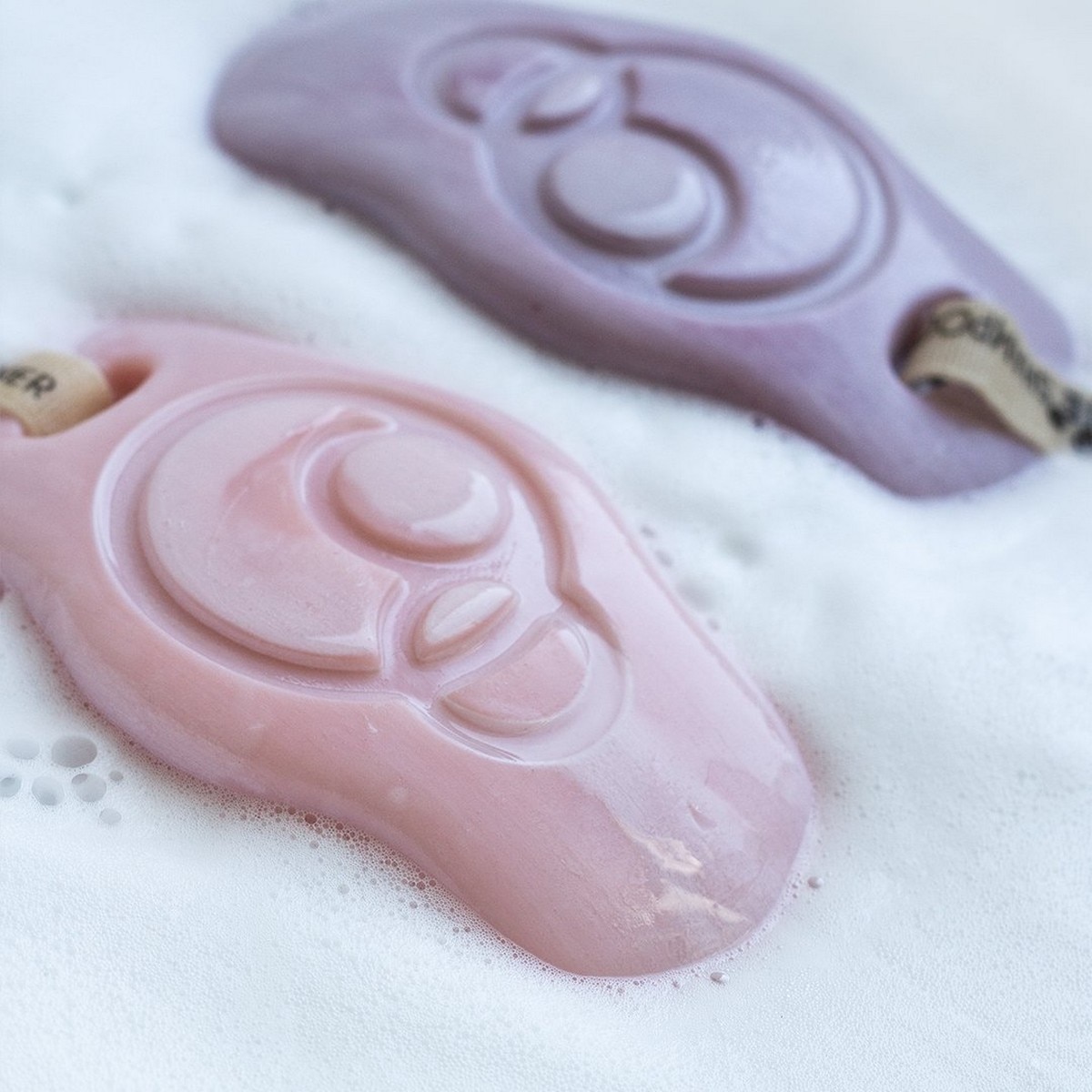 Condicionador Sólido Bagas de Açaí Cabelos Finos 80g Foamie 2