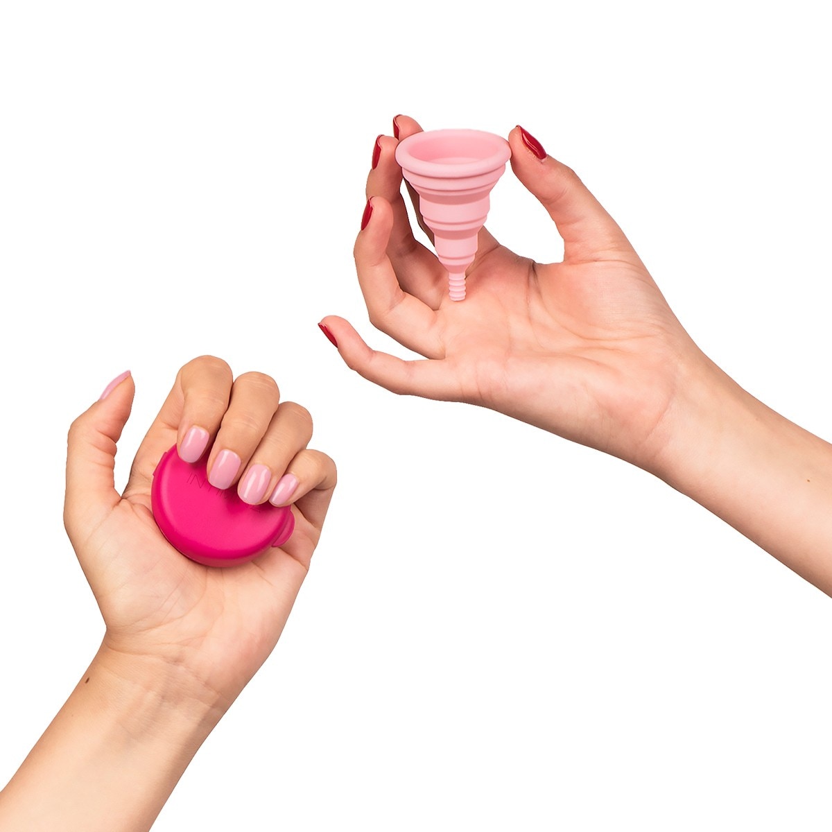 Copo Menstrual Lily Cup Compact A Intimina 4