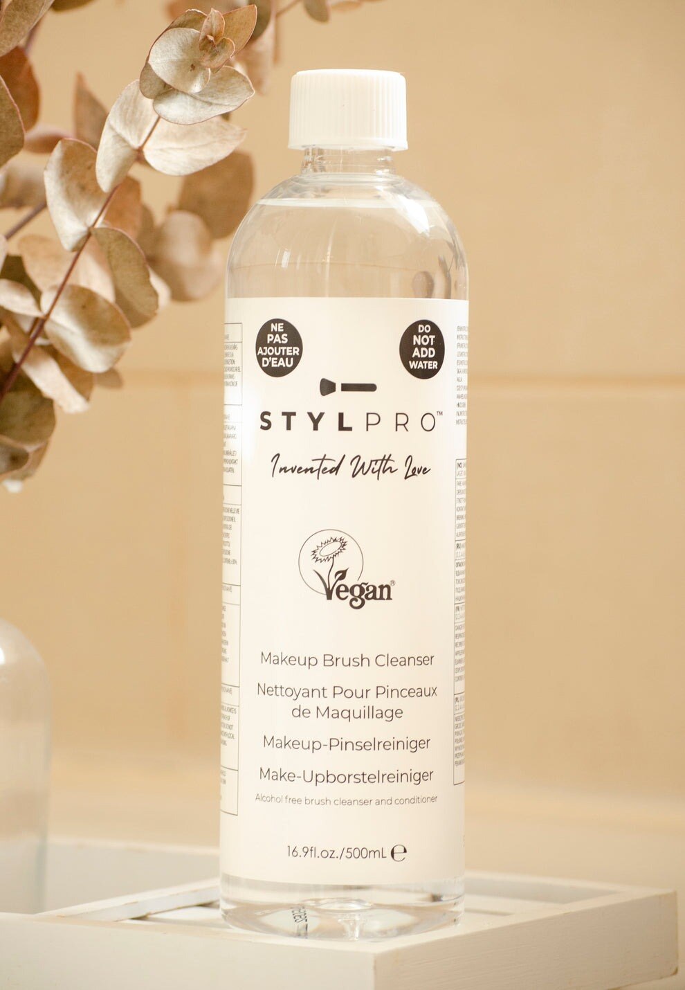 Vegan Makeup Brush Cleanser 5