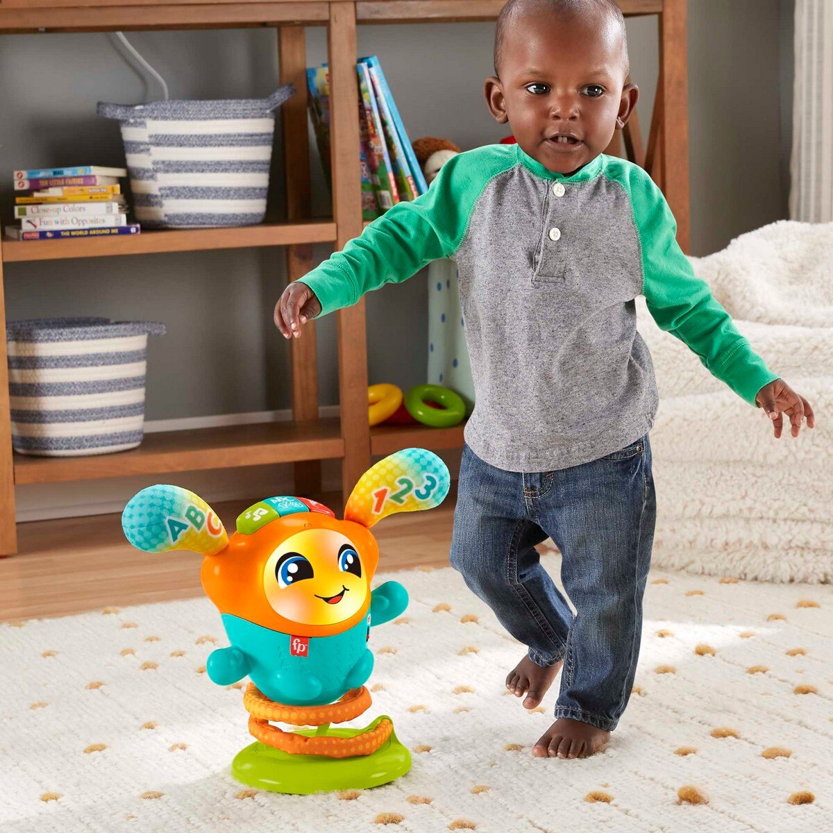 Fisher-Price Boti Pequeno Robô Saltitante 5