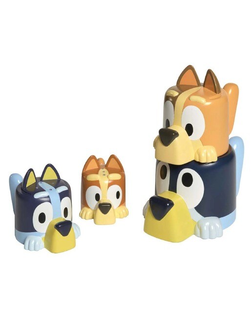 Familia Bluey derrama copos 1