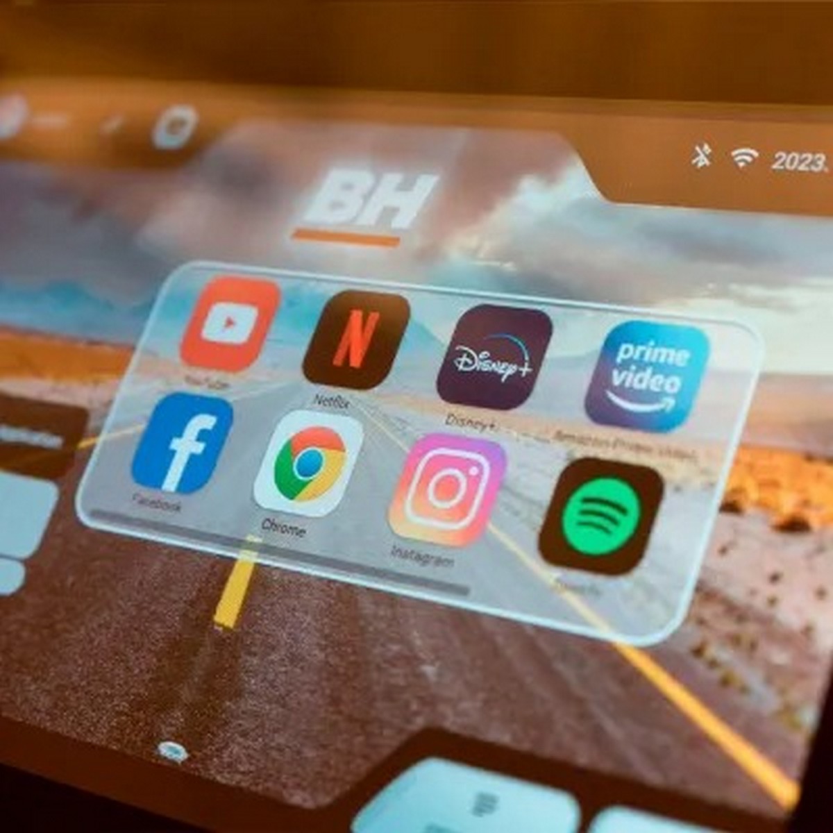 Bicicleta Elíptica Crystal 2.0 Multimedia 3