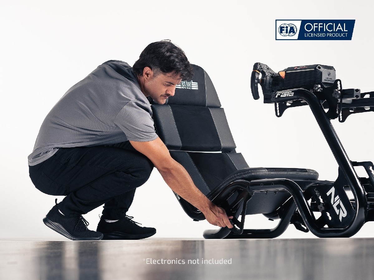 F-GT Pro Formula e GT Racing Simulator Cockpit - Black Edition 9