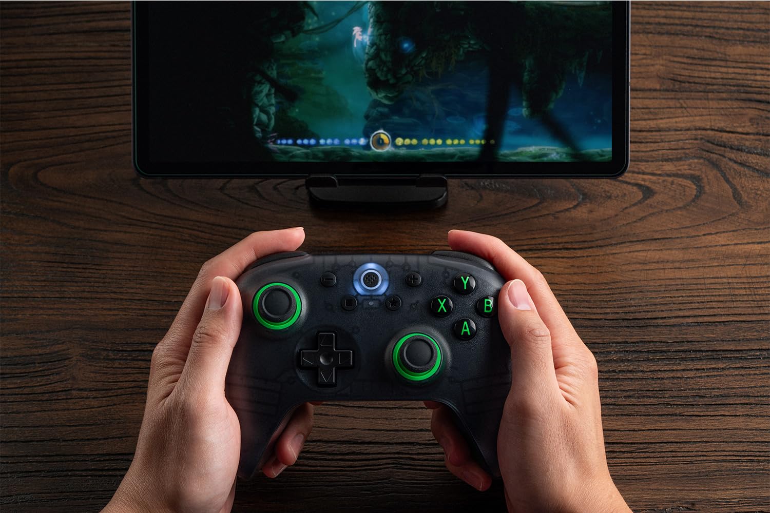 Comando S/ Fios 8BITDO Ultimate 2C PAD Preto Transparente 8