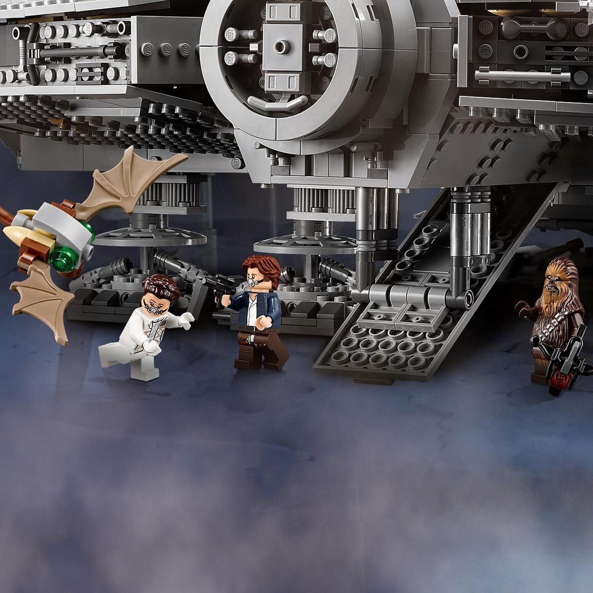 Millennium Falcon? Lego Star Wars 8