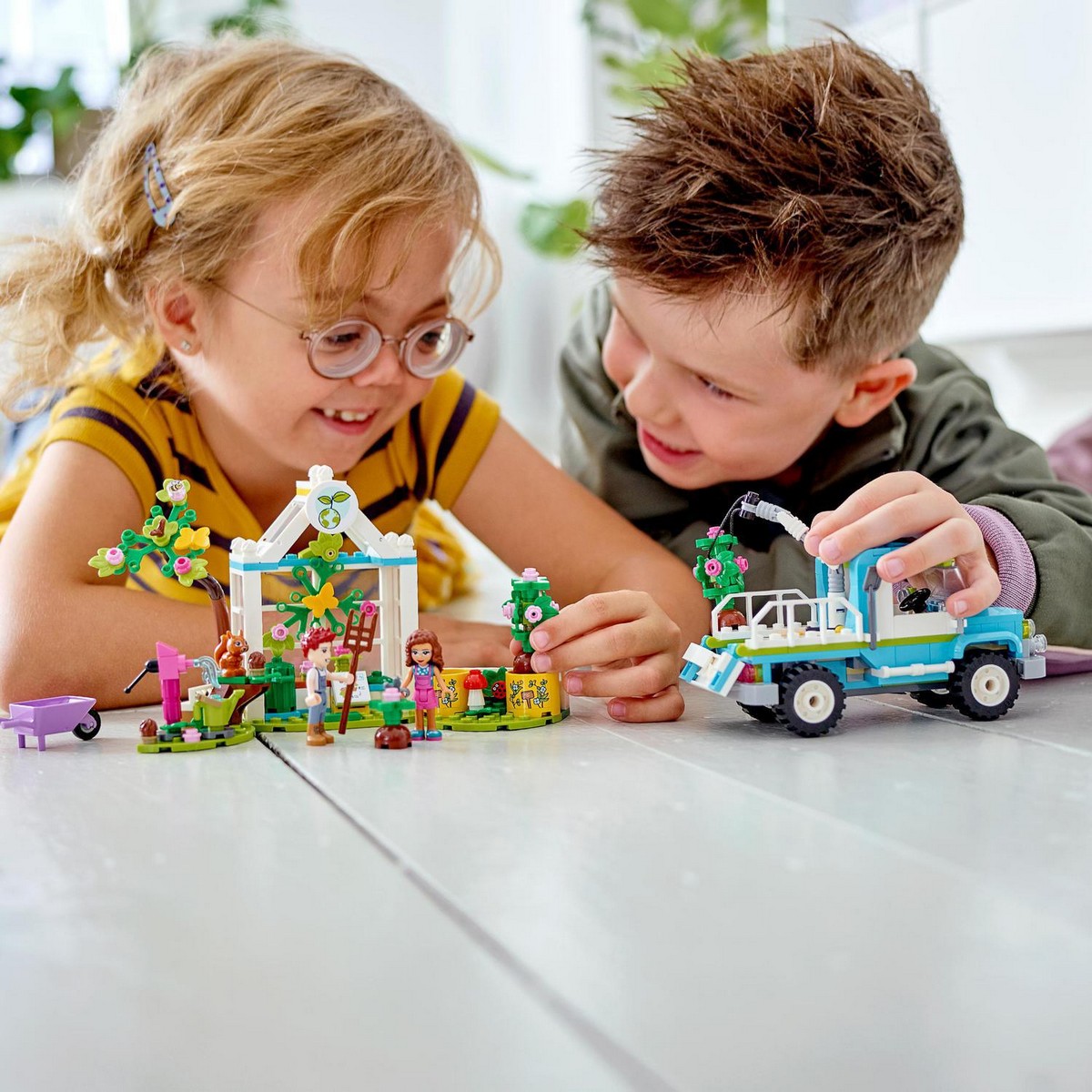Veículo de Plantação de Árvores Lego Friends 2