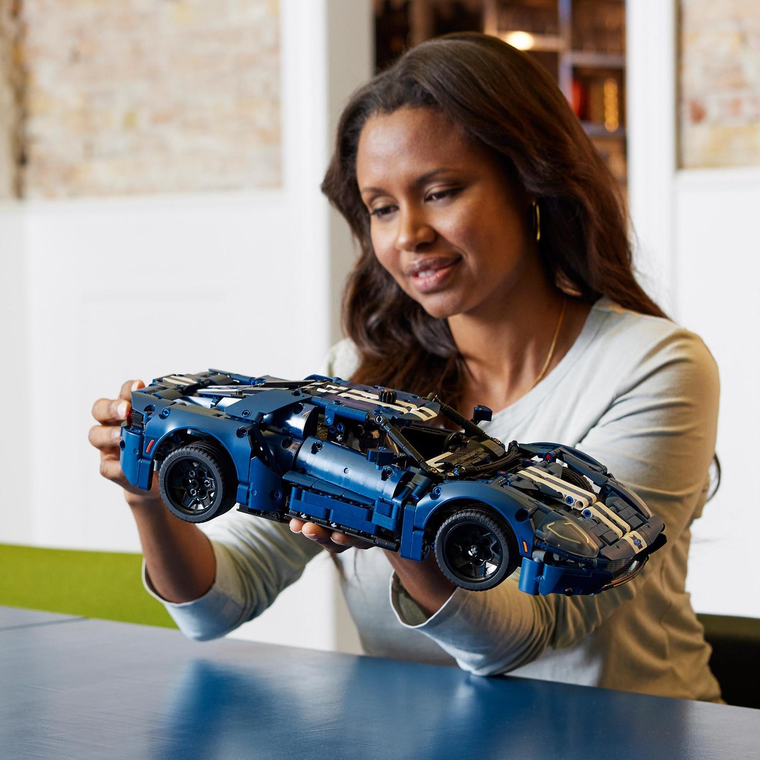 2022 Ford GT Lego Technic 4