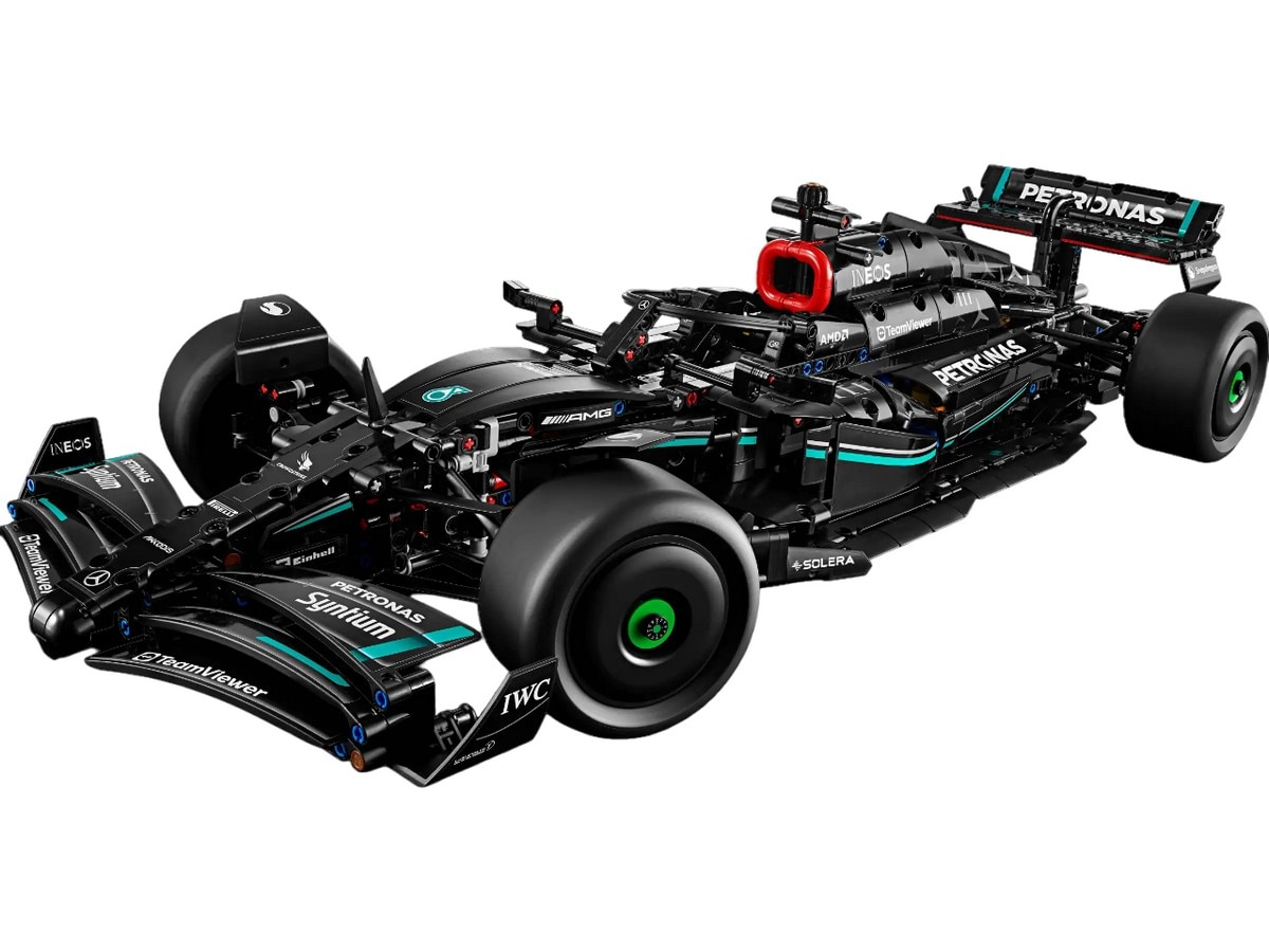 Mercedes-AMG F1 W14 E Performance Lego Technic 4