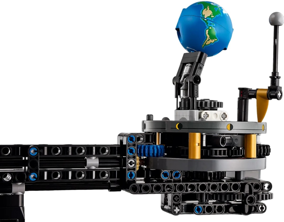 Planeta Terra e Lua em Órbita Lego Technic 6