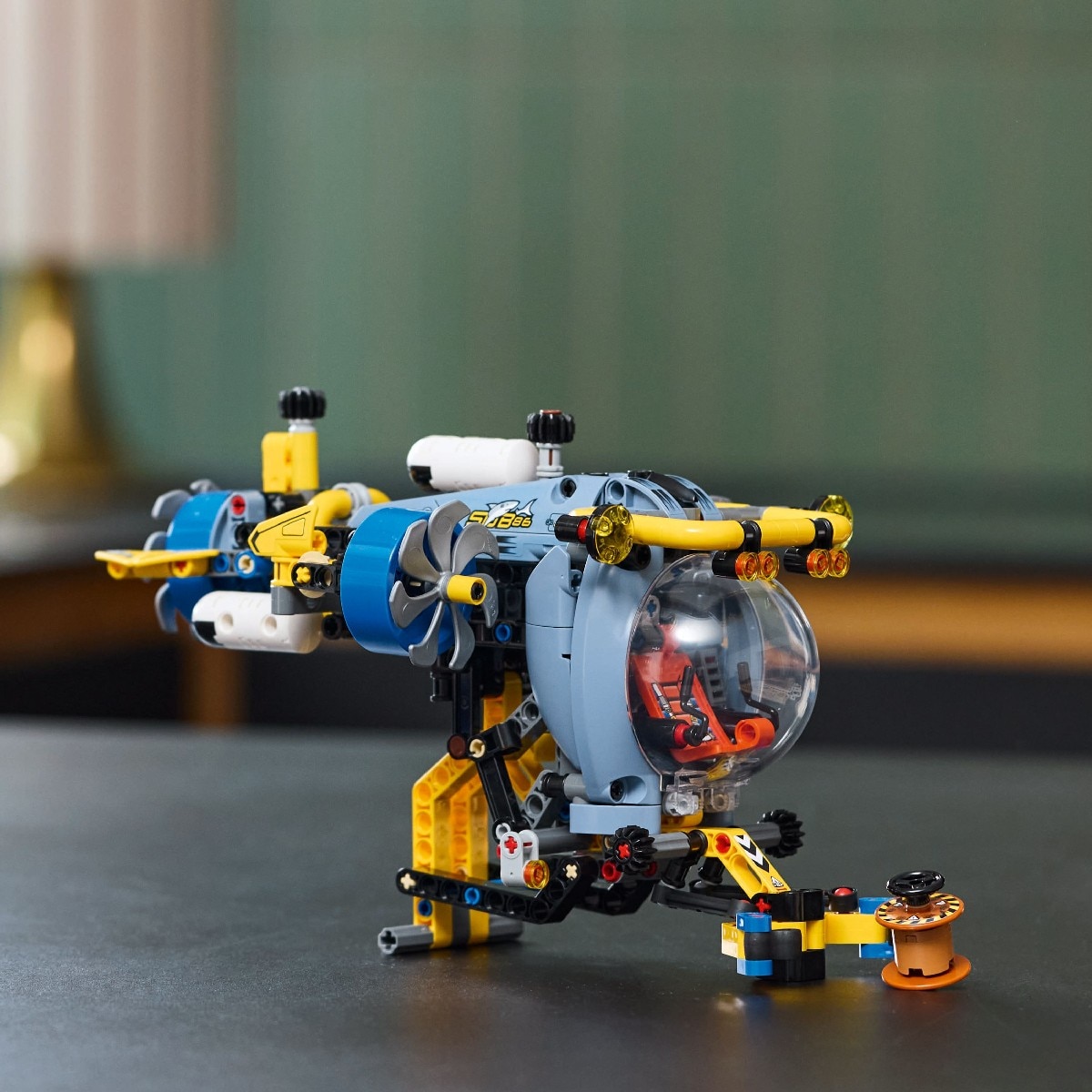 Submarino de Investigação em Águas Profundas Lego Technic 9