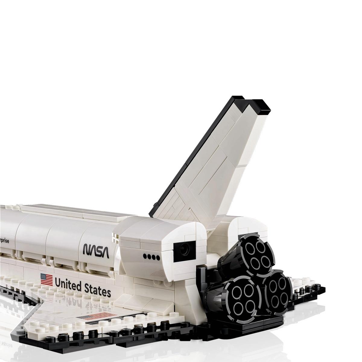 Aeronave de Transporte de Vaivém Lego Icons 11