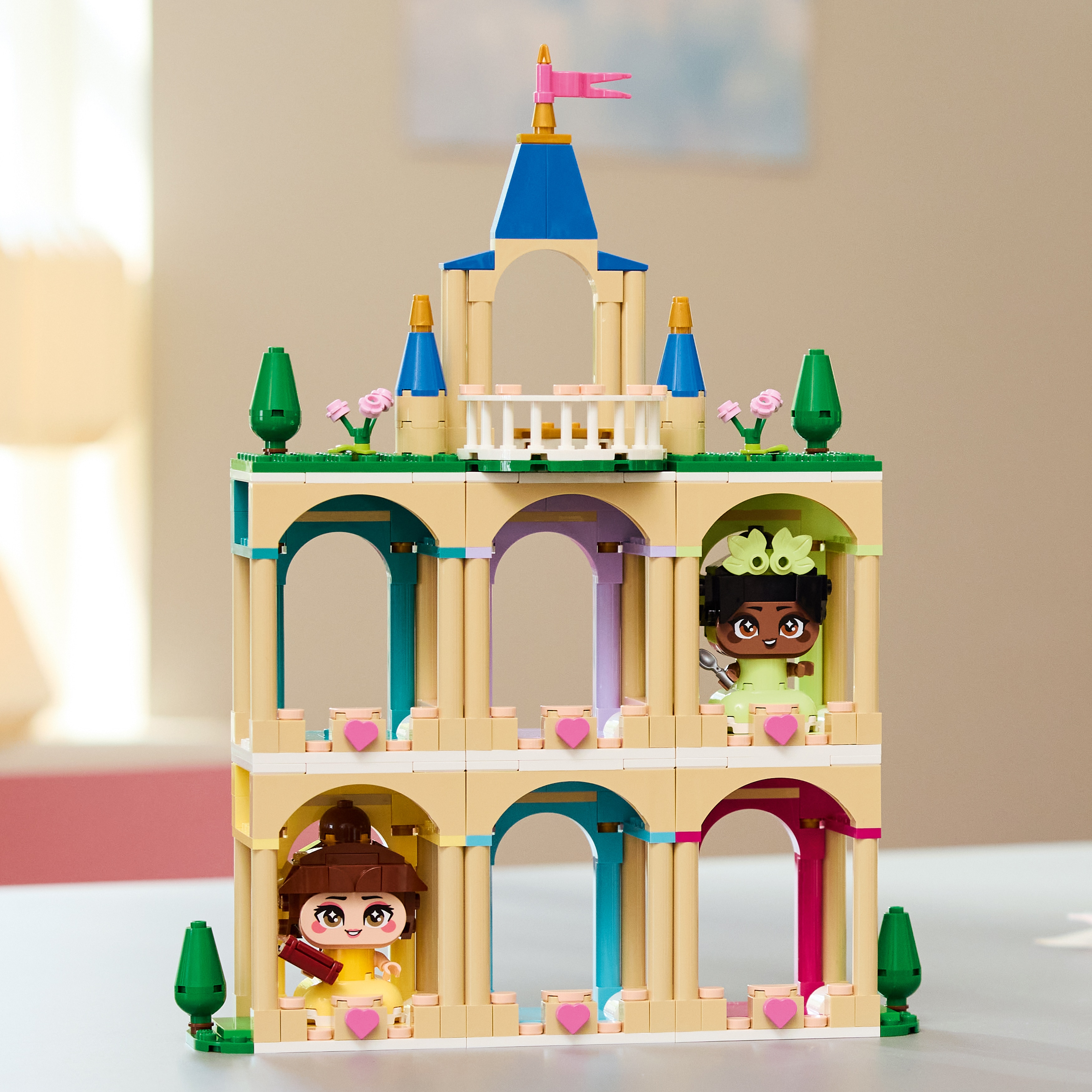 Mini Bela e Tiana com Castelo Lego Disney 2