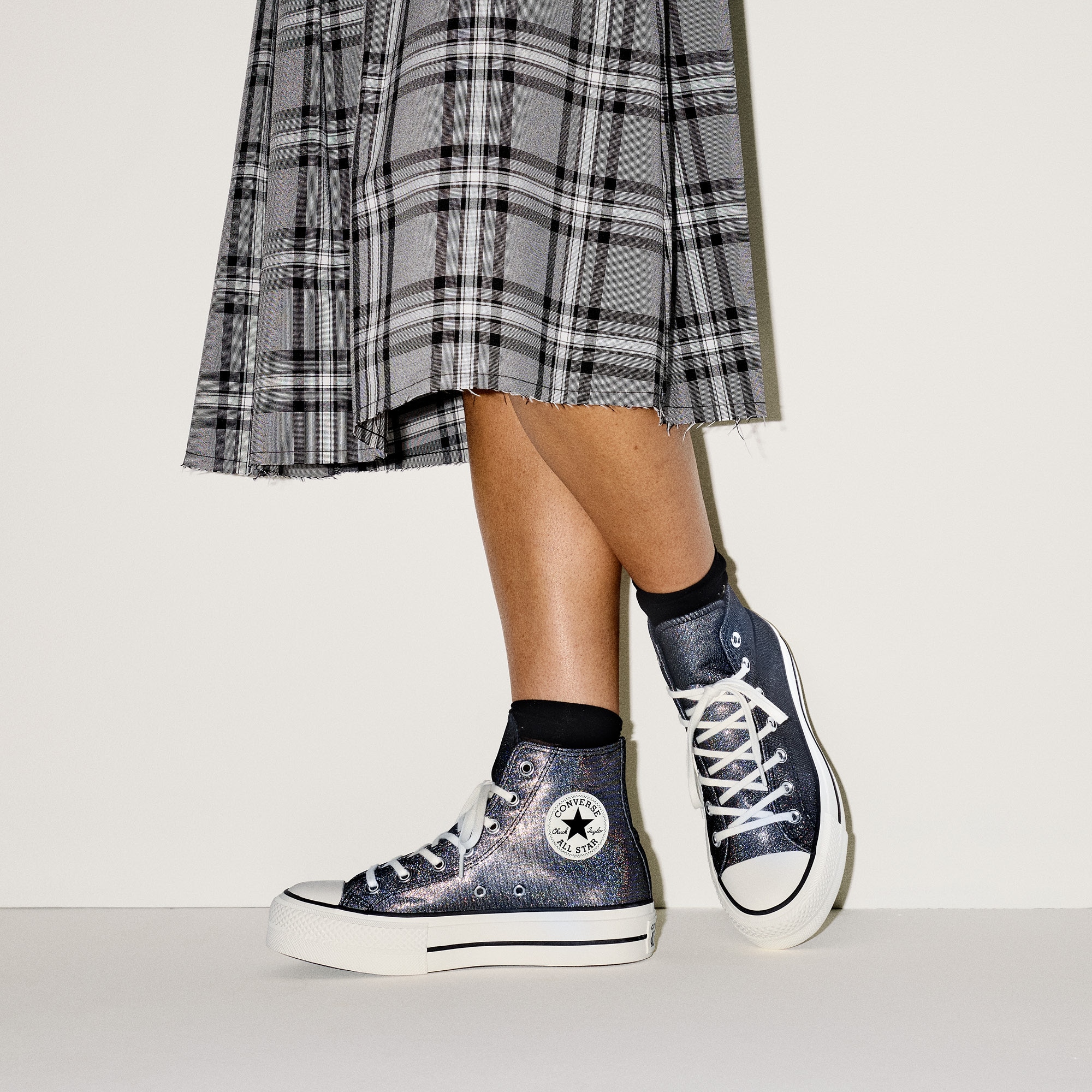Sapatilhas Casual Chuck Taylor All Star Lift Shine Converse Cinzento escuro metalizado-3