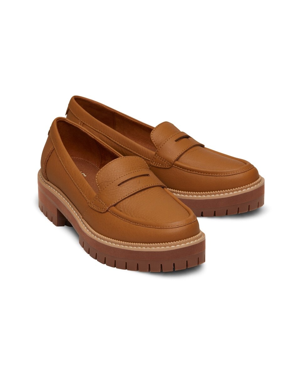 Mocassins com Salto Cara em Pele Castanho-2