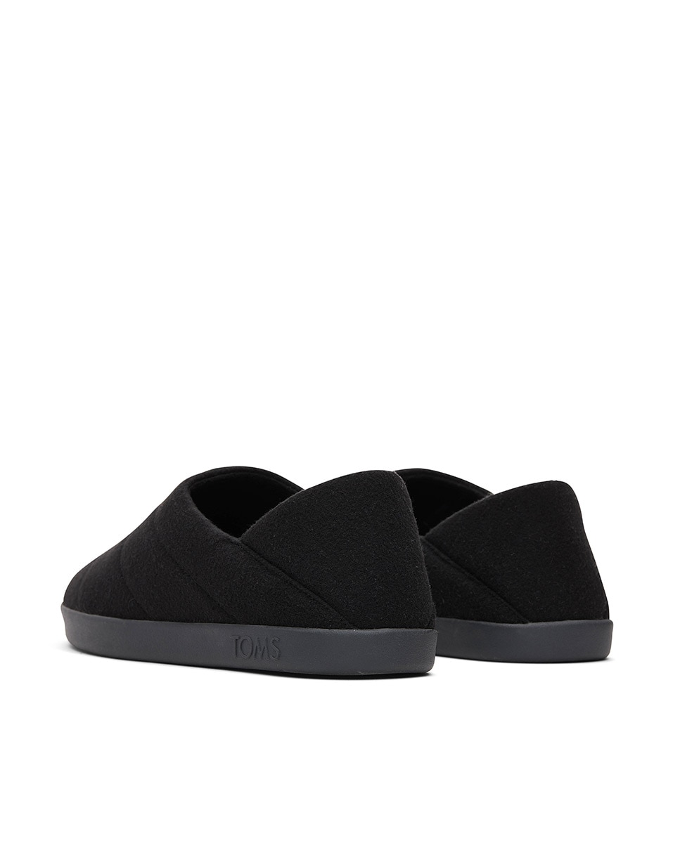 Pantufas Ezra de Lona Preto-3