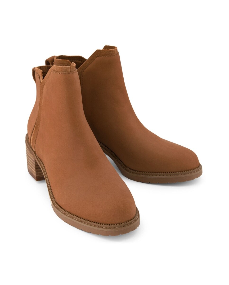 Botas Hailey em Pele Nobuk Resistente À Água Castanho-2