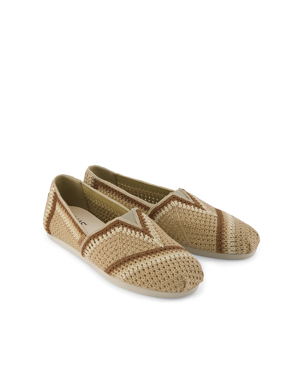 Alpercatas Rasas Classic Toms de Croché Castanho-2