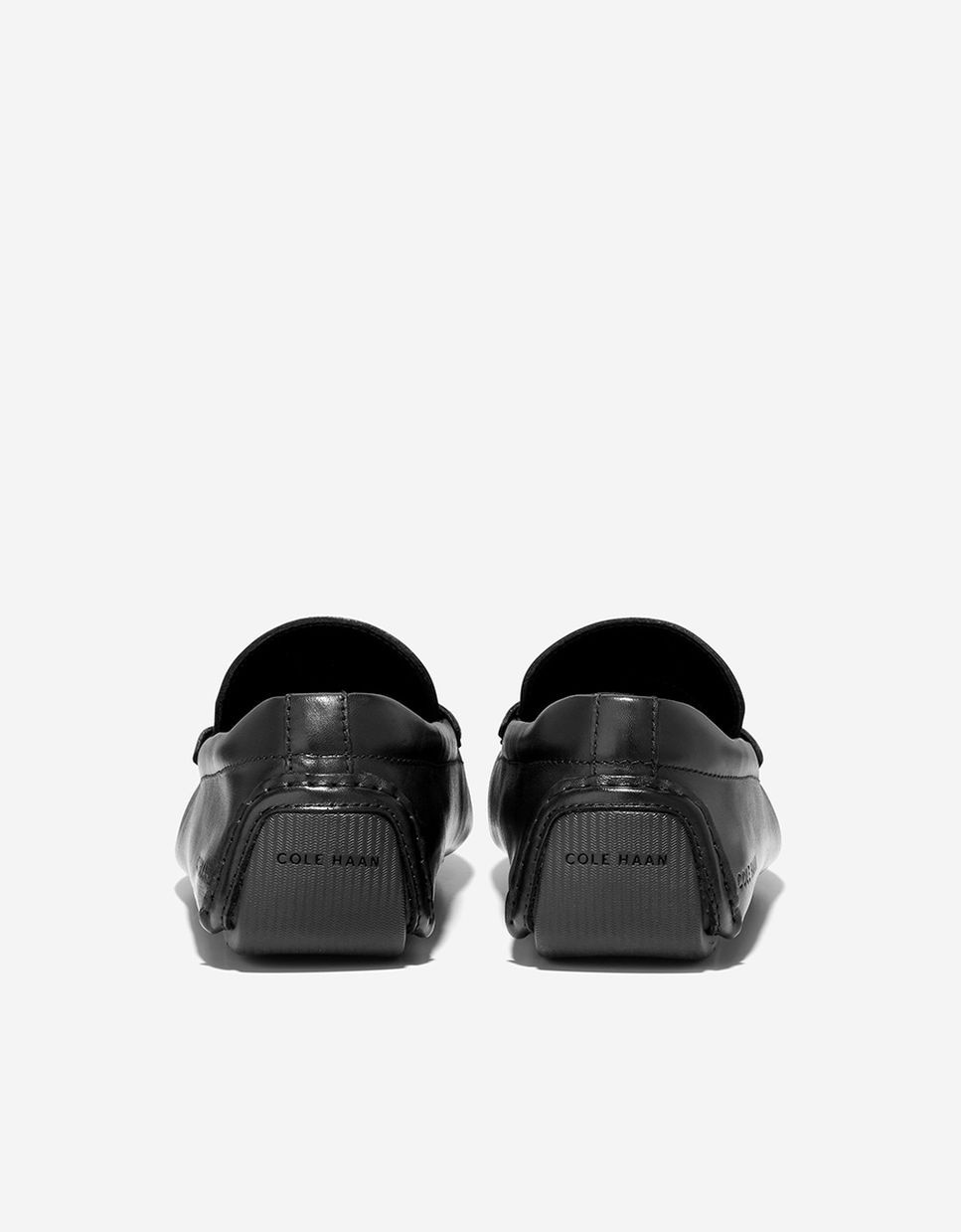 Mocassins de Pele em Preto Preto-3