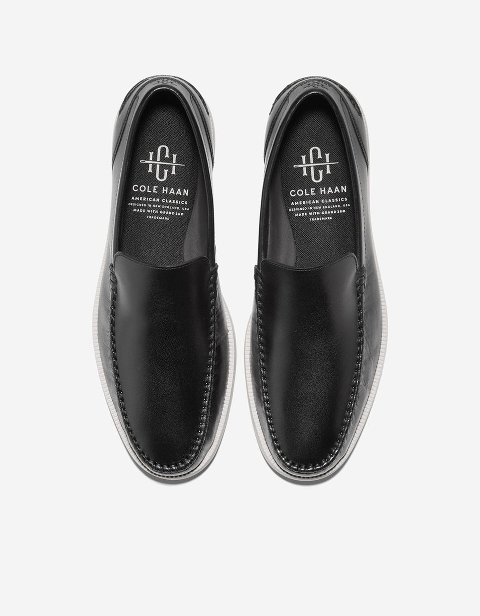 Mocassins de Pele com Palmilha Acolchoada Preto-6