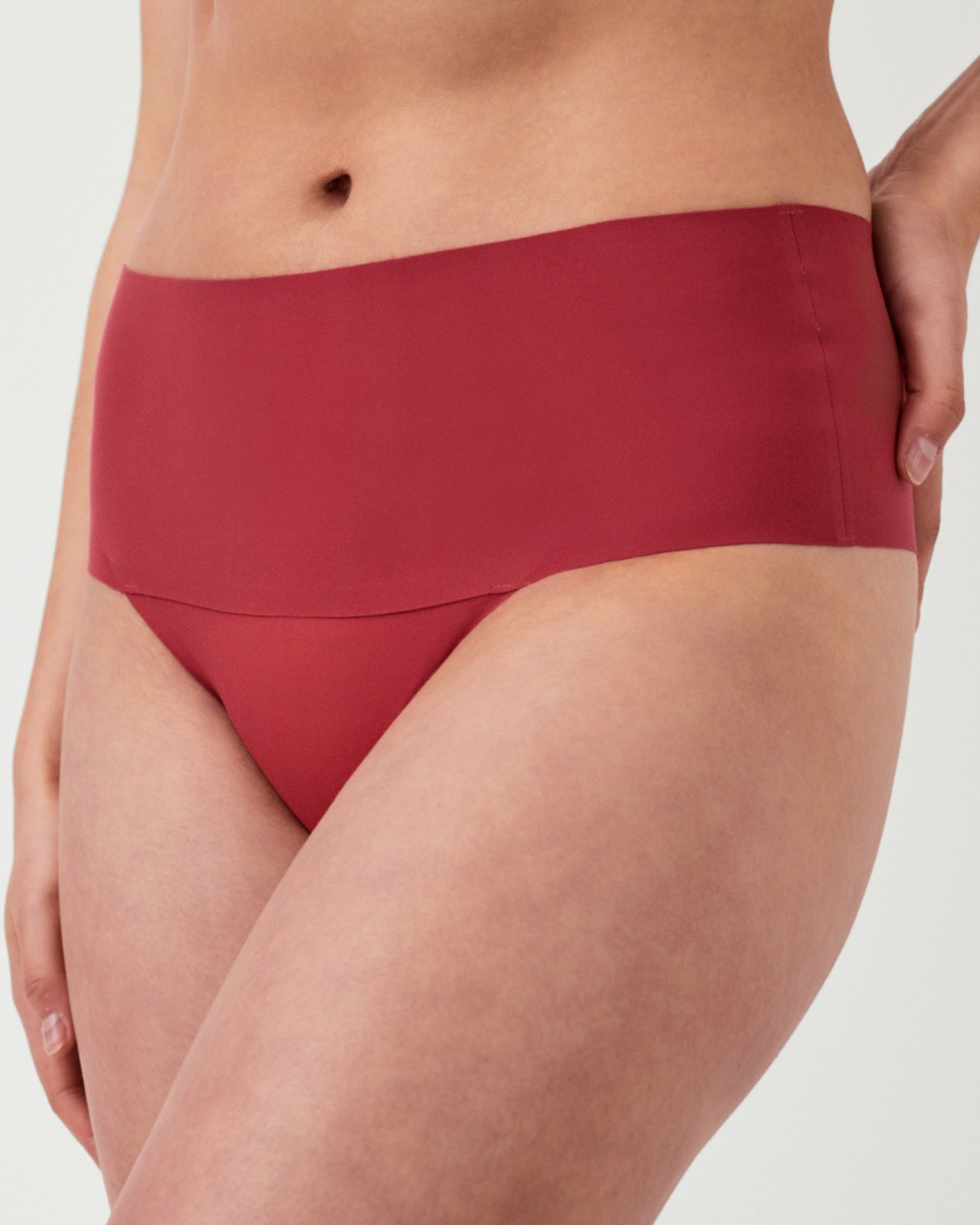 Imagem 0 de Tanga Moldeadora Undie-tectable® Spanxsupersmooth™