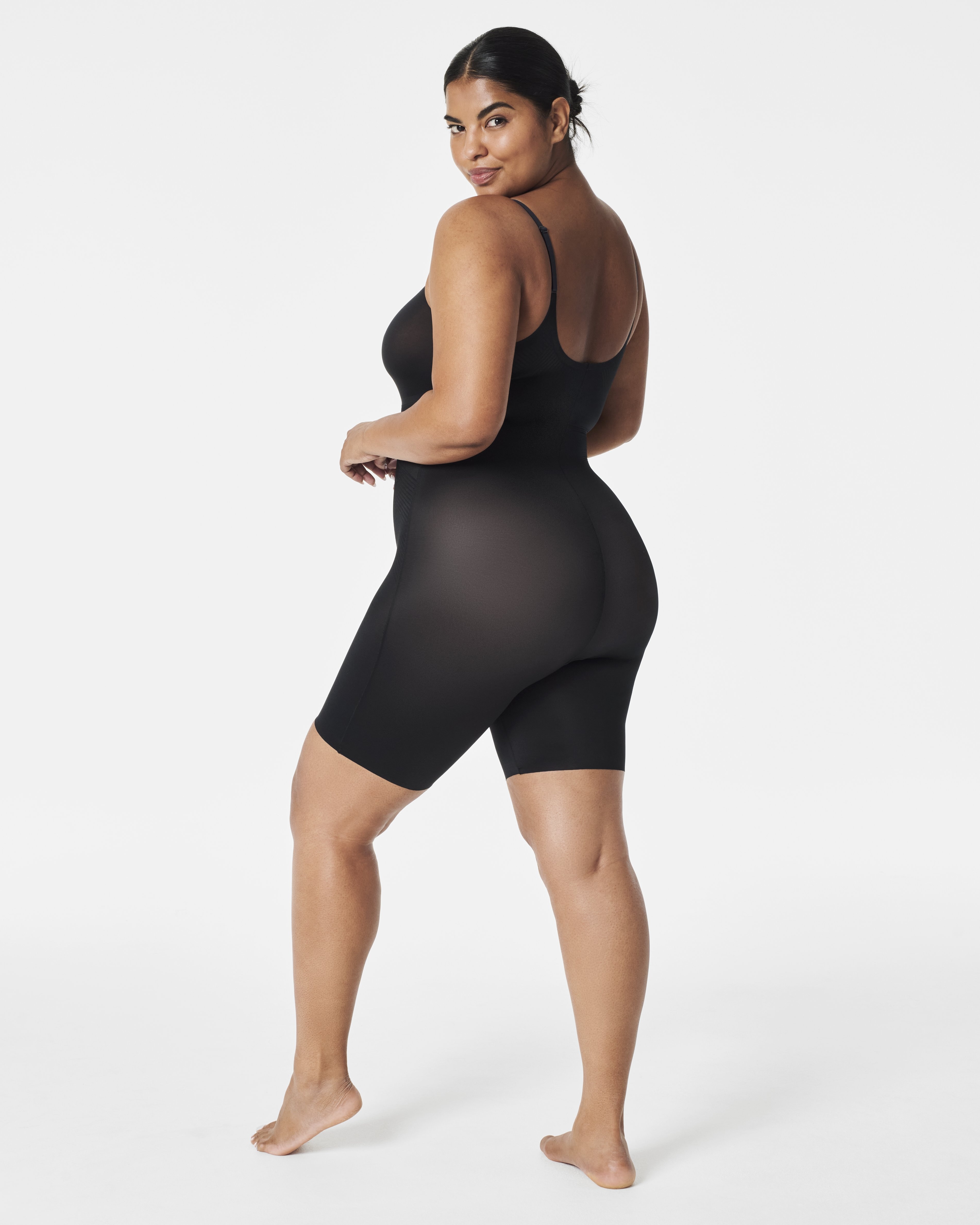 Body Modelador a Meio Da Perna Invisível Spanxshape™ Preto-2