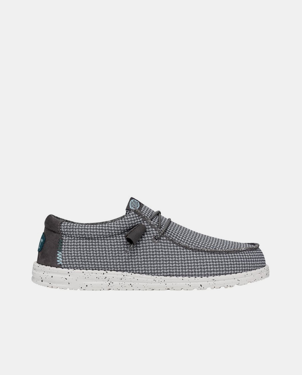 Imagem 0 de Sapatos de Cordões de Malha Elástica e Sola em Contraste