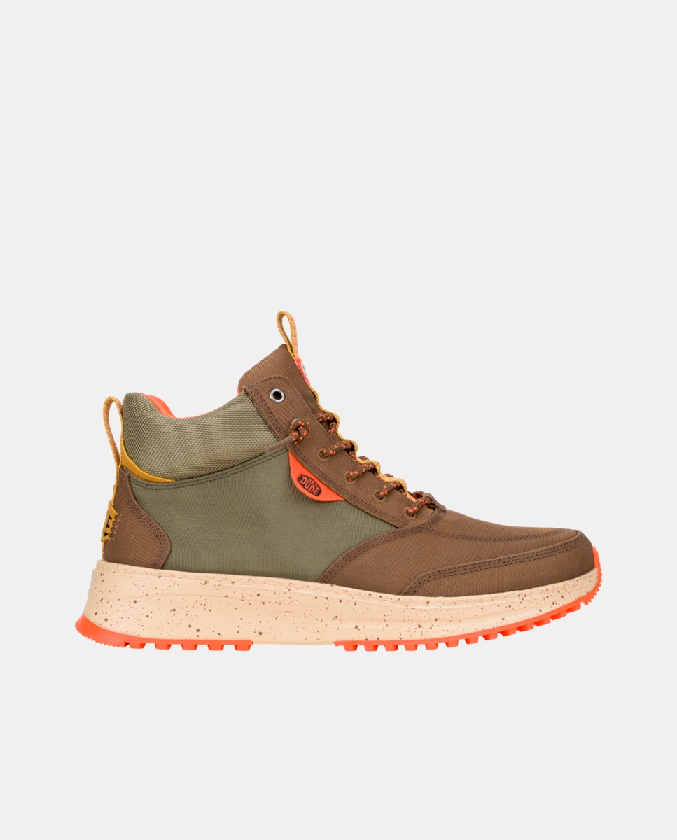 Imagem 0 de És Fã de Sapatilhas? Amante de Botas? Tahoe Nylon É para Ti. Este Botim de Estilo Desportivo Foi Desenhado com Uma Parte Superior de Nylon Tratada com Spray Repelente À Água e Sola de Borracha com Tacos. Cumprimenta as Melhores Botas Desportivas