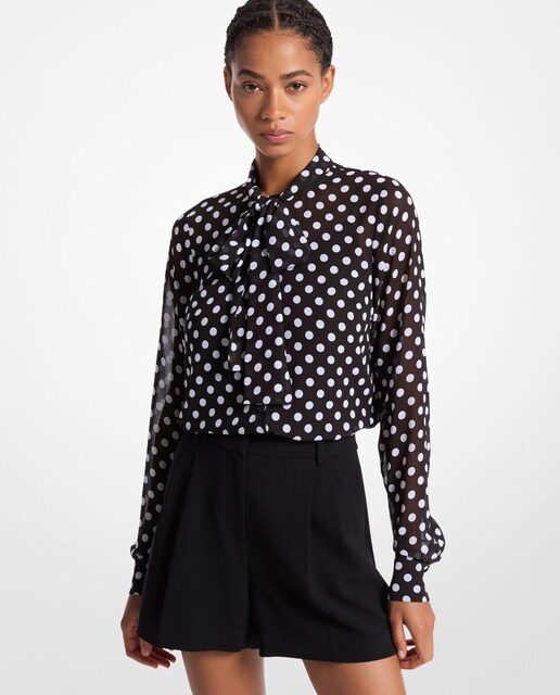Imagem 0 de Blusa Fluída com Laço na Gola
