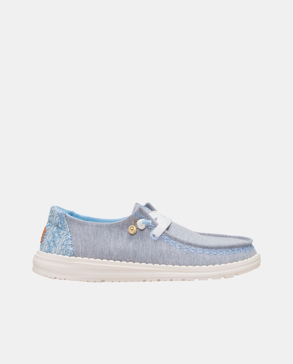 Imagem 0 de Sapatos de Cordões em Tecido com Charm