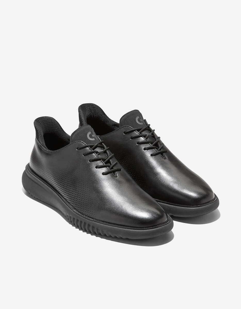 Sapatos de Atacadores Confecionados em Pele Perfurada Preto-4