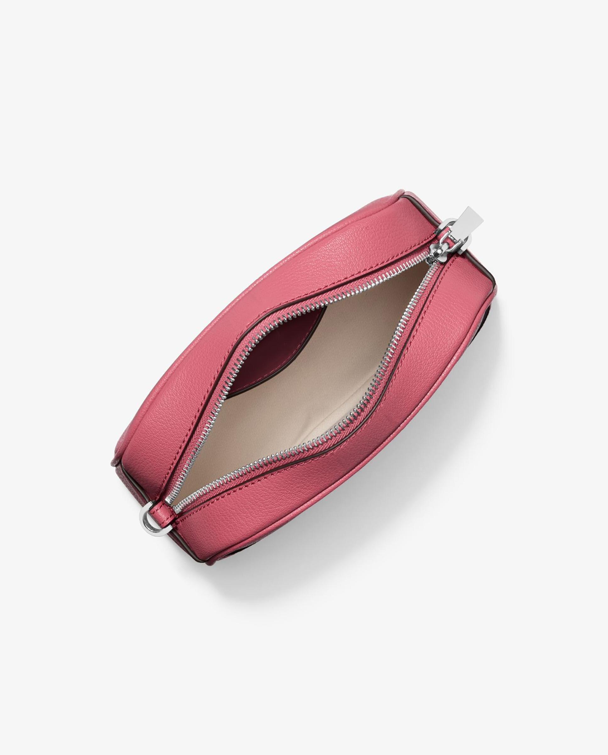 Mala a Tiracolo para Câmara em Pele Jet Set Pequena com Tira de Corações Rosa-pastilha-2