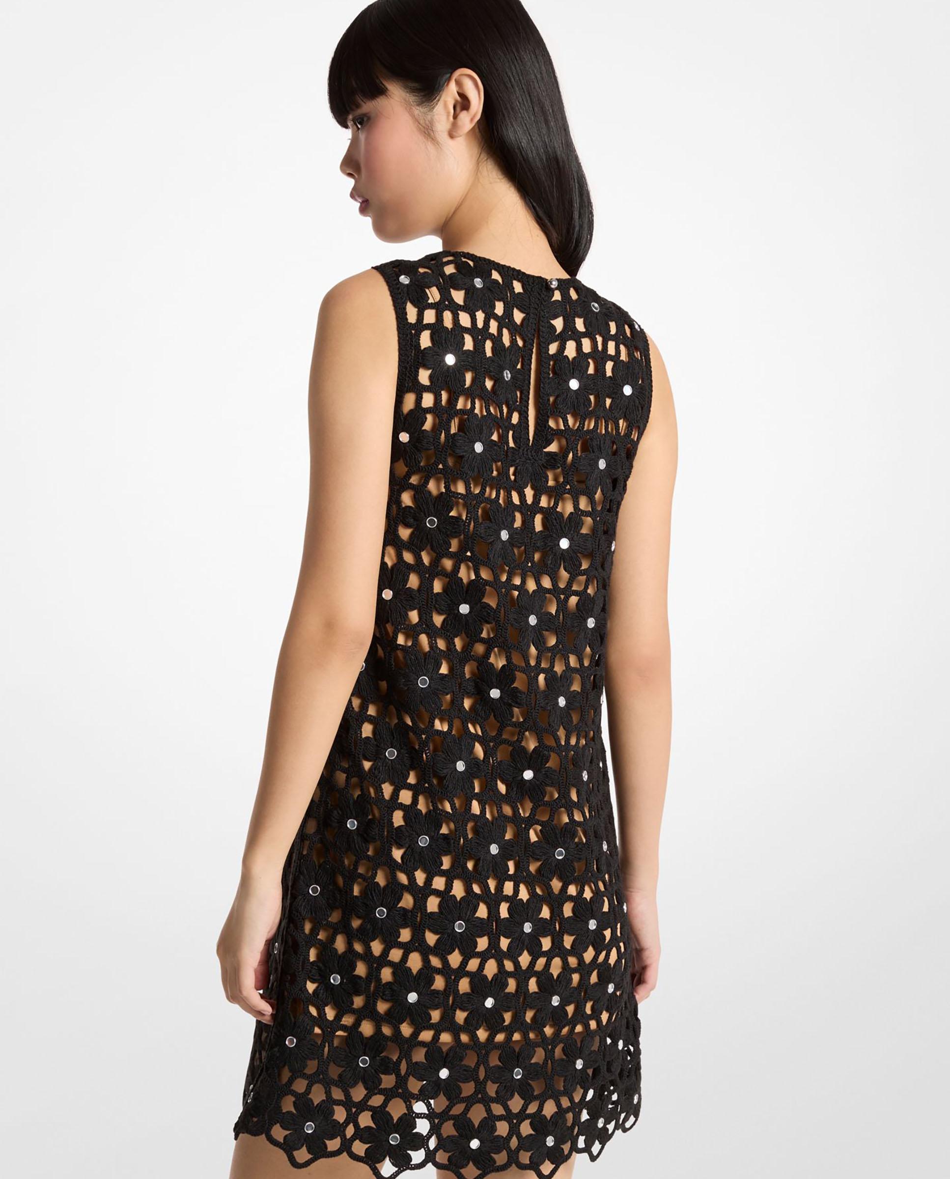 Vestido Curto de Crochet Floral com Adornos de Espelho Preto-2