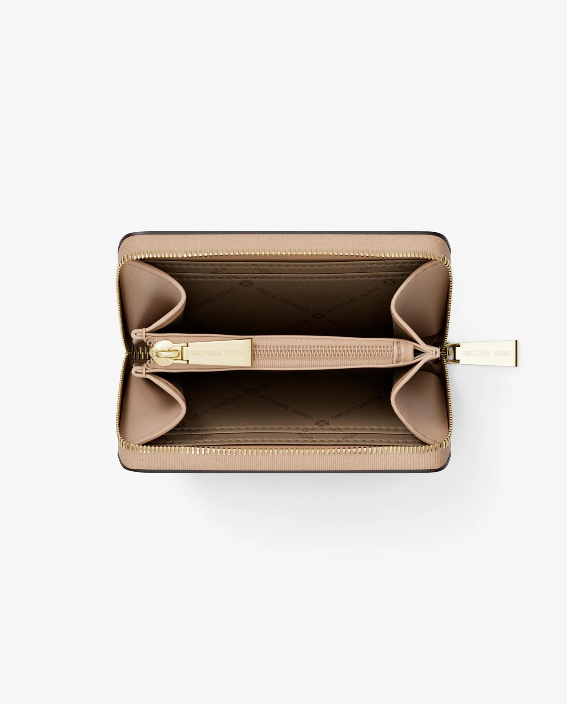 Porta-cartões Jet Set Pequeno de Pele Granulada com Fecho Zip Circundante Cru-2